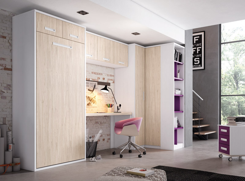 Dormitorio con cama abatible vertical con altillo y armarios a ambos lados  Ref YH408