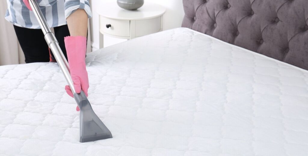 Cómo limpiar el colchón de casa de forma sencilla